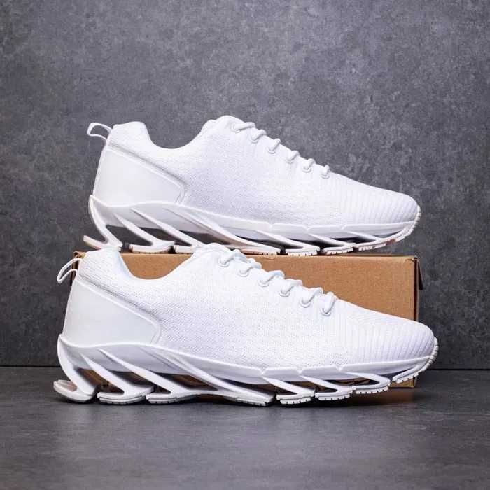 Продам легкие Кроссовки