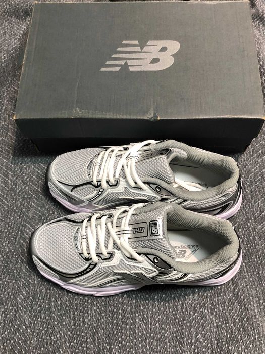 New Balance 740_R.40.5