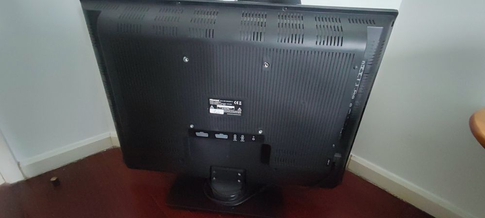 Televisão LCD 32"