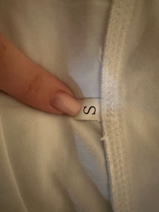 Футболка жіноча біла