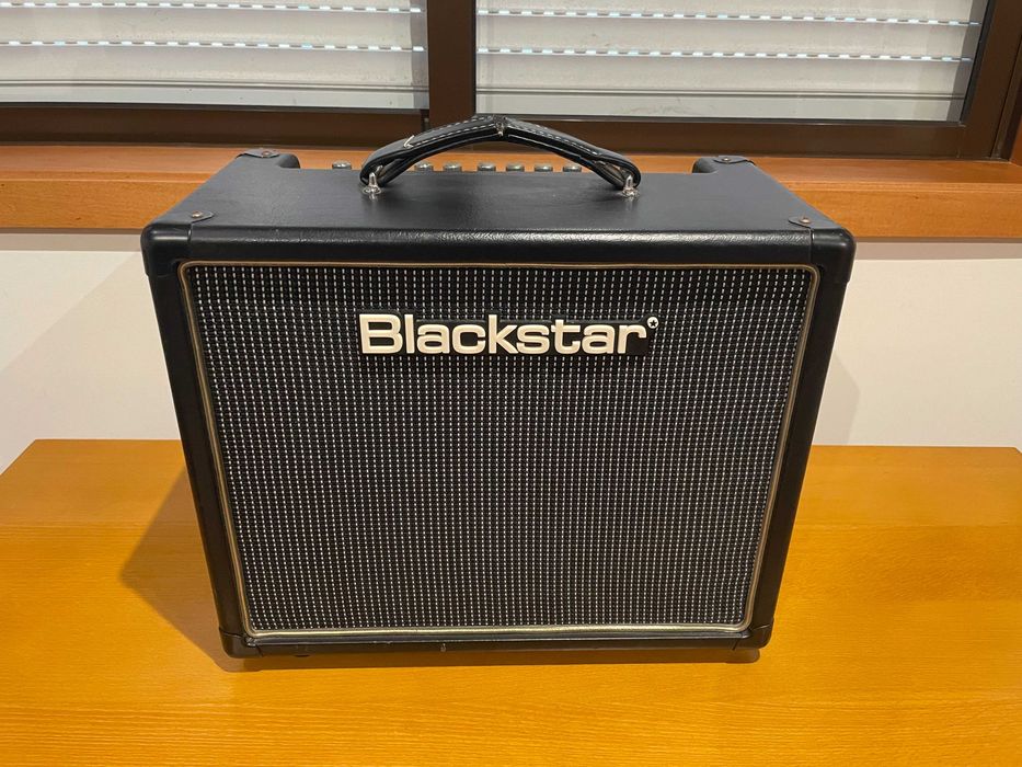 Amplificador Blackstar HT5R — 5W a Válvulas