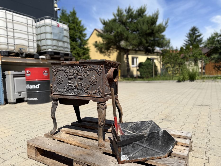 Piec żeliwny