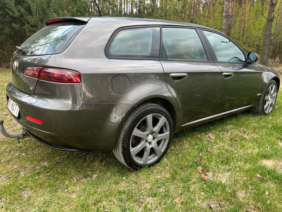 Alfa Romeo 2009 rok 1.9 diesel automat