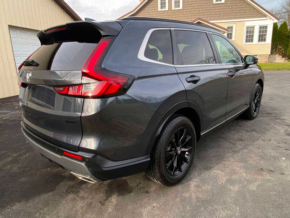 Honda CR-V      2024