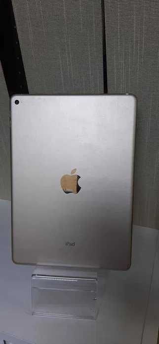 iPhone 5 2штуки iPhone 7 1штука iPad - 1шт продажа и обмен одним лотом