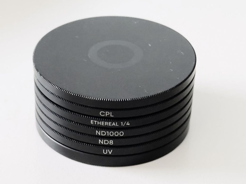 Fujifilm X100VI (16.200 disparos) + kit filtros magnéticos Urth 49mm + Black Mist 1/4 + bateria extra + estojo pele