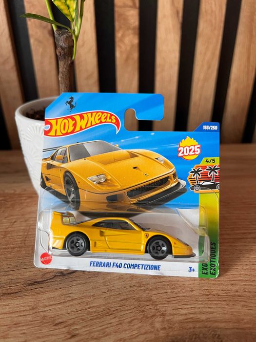 Hot Wheels Ferrari F40 COMPETIZIONE