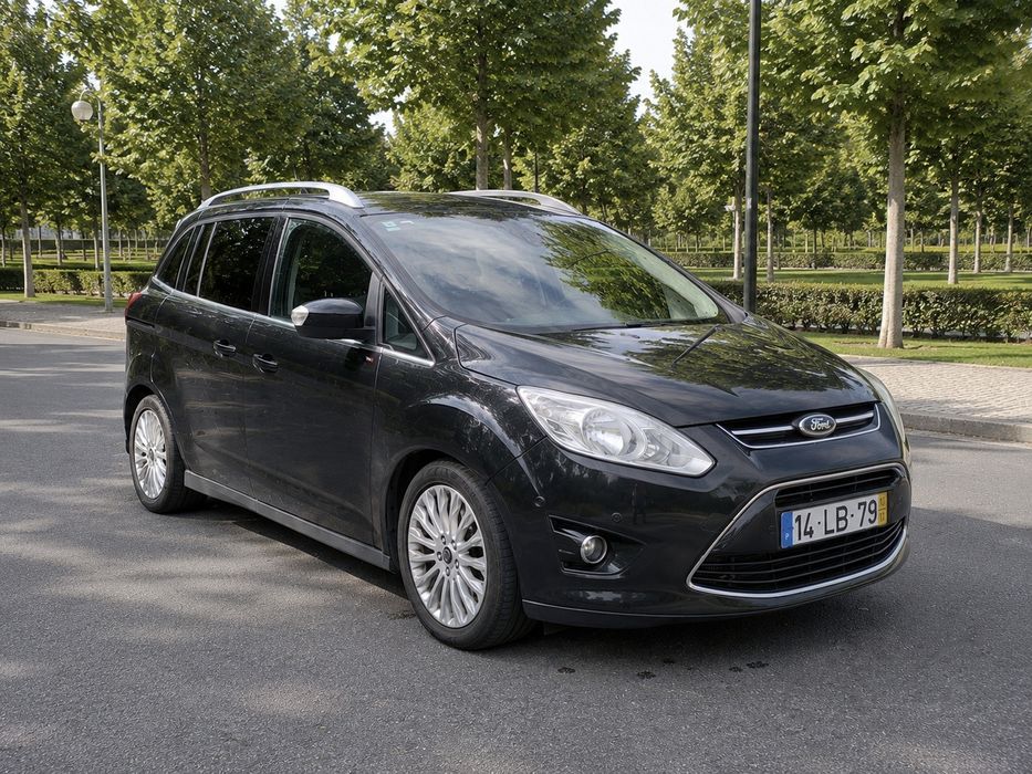 Ford Grand C-Max Titanium 1.6 tdci (7 lugares)
