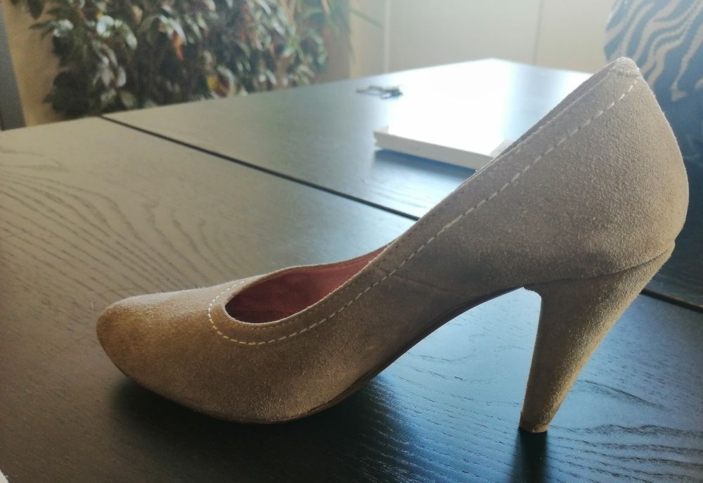 Sapato bege N.° 35