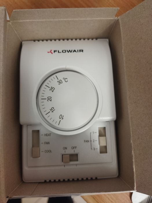 TS 3 stopniowy regulator obrotów z termostatem Flowair