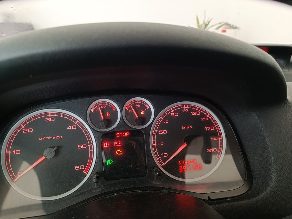 Peugeot 307hdi,2002/07, gasóleo foto 3