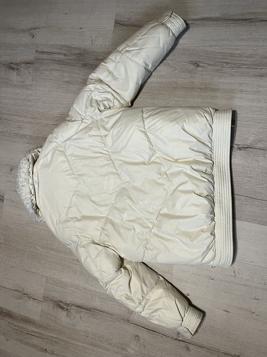 Куртка жіноча молочна