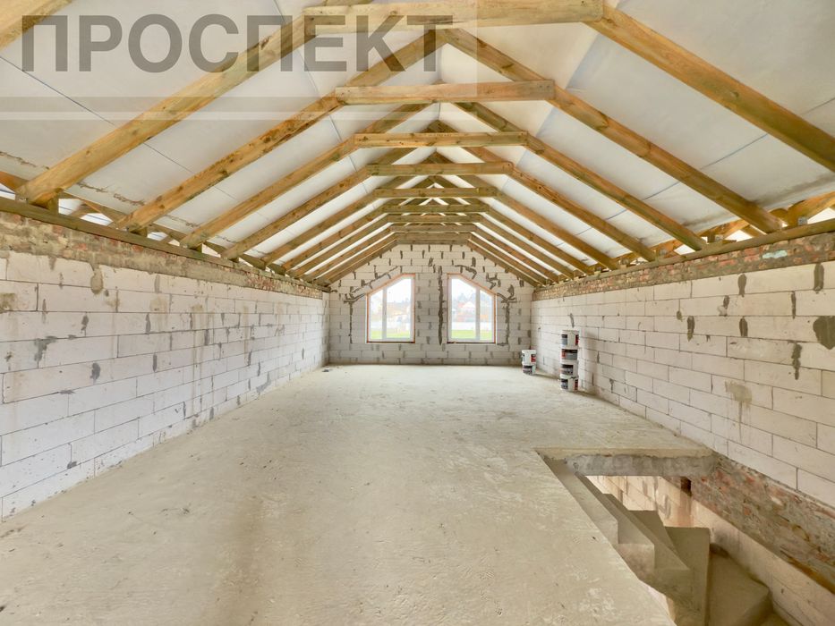 Продам сучасний ТАУНХАУС вул. Кринична.  БЕЗ КОМІСІІ.