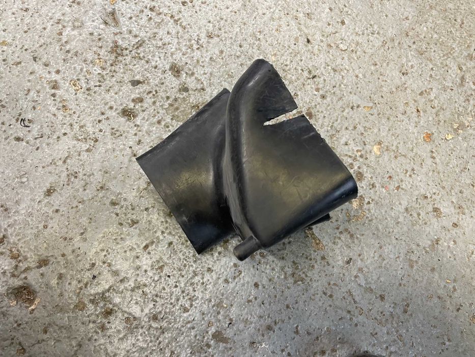 Wlot na chłodnice oleju Audi S2