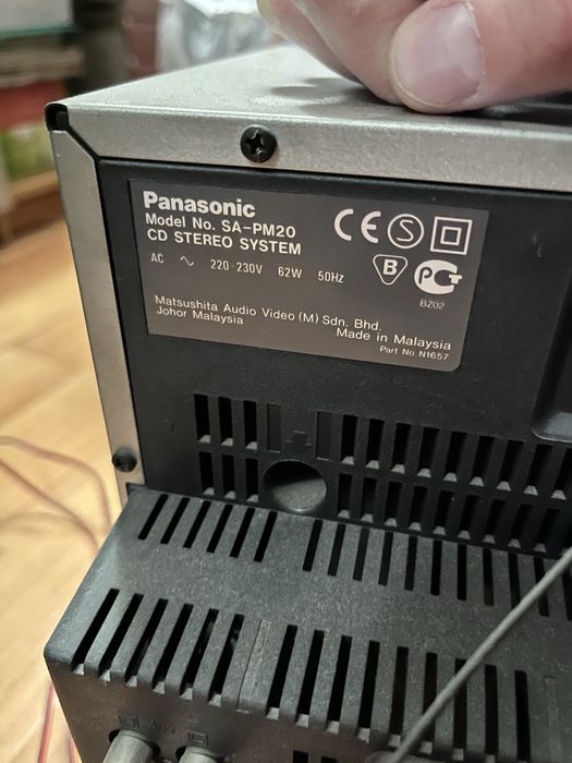 Продам музичний комплекс Panasonic. Все працює.
