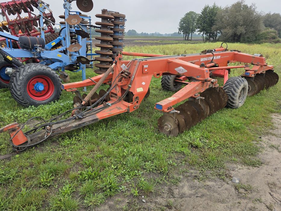 Brona talerzowa Kuhn Discover XM 40/660 4.5m Lemken Gregoire Besson