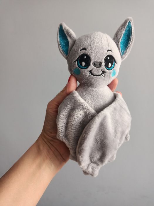 Zestaw 4 handmade małych nietoperzy z magnesami