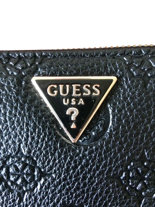 Красивый фирменный кошелёк Guess