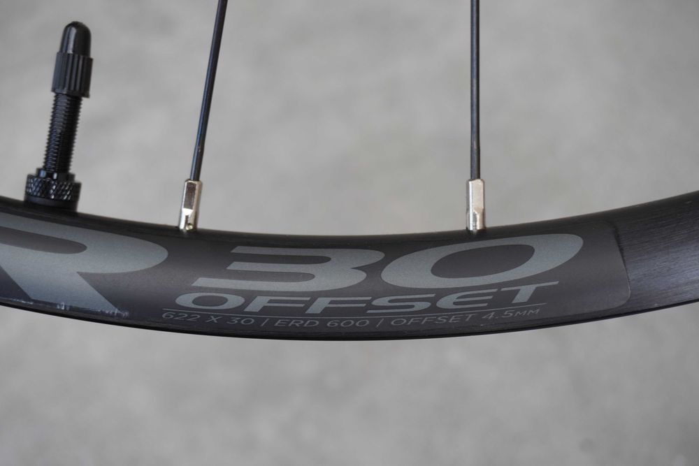 Koło Przednie 29 Race Face AR 30 Offset Piasta SRAM MTH 716 Boost Tubeless / 987g / X15