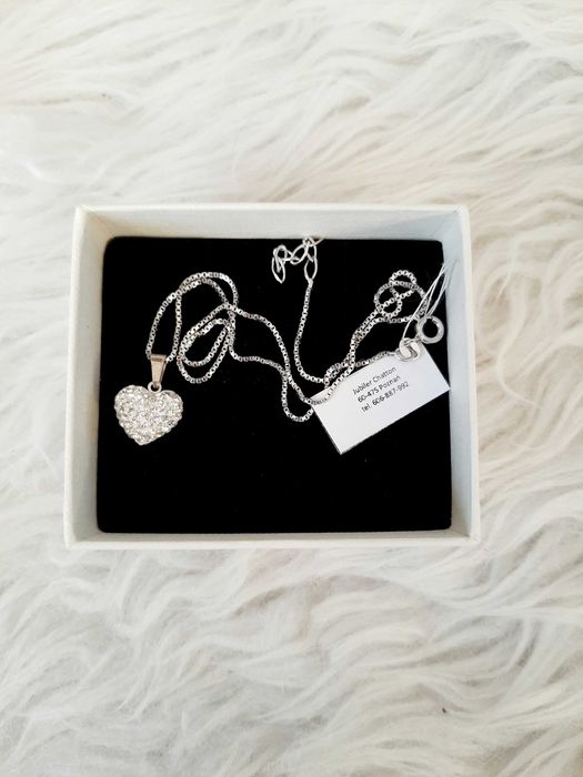 piękny srebrny naszyjnik serduszko z cyrkoniami NOWY