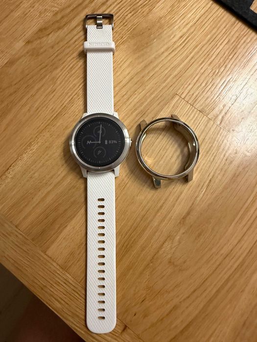Garmin vivoactive 3 / jak nowy/