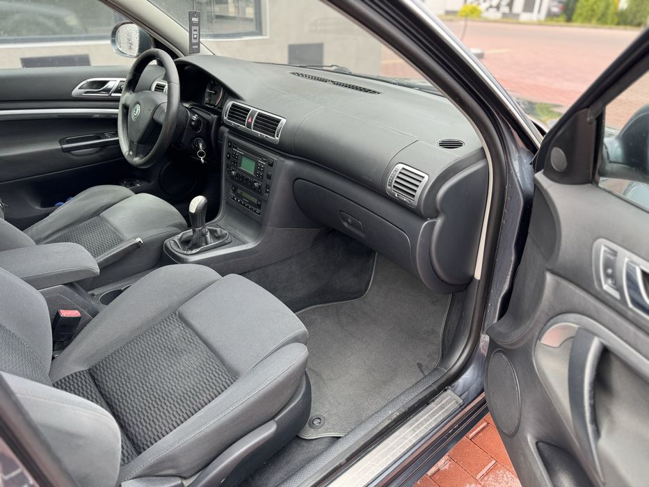 Skoda superb 1.9 tdi 96 kw 2007 рік