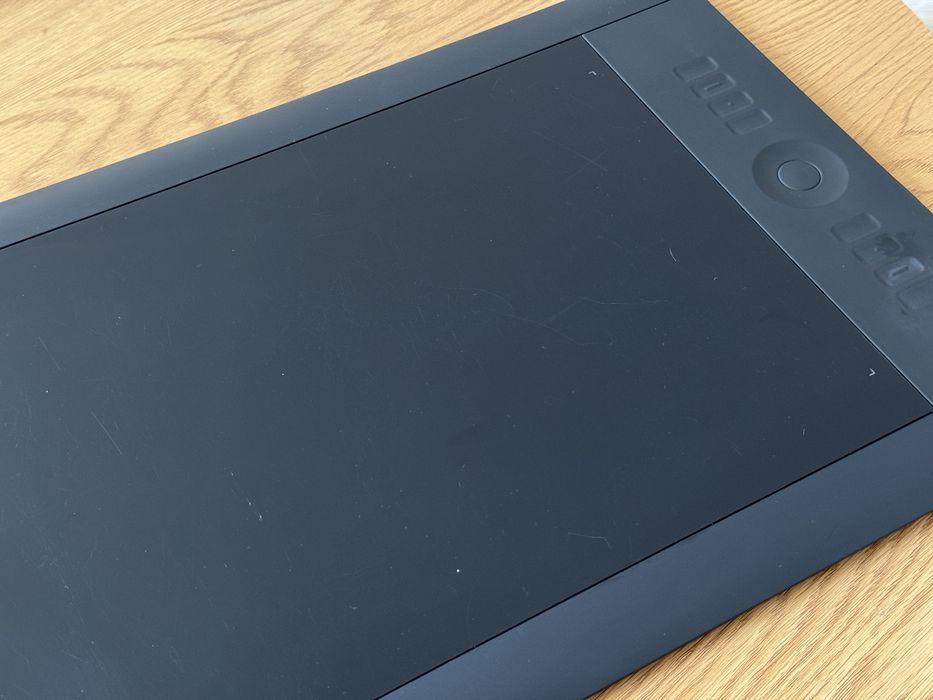Графічний планшет Wacom Intuos 5 Touch L (PTH-850) | Професійний