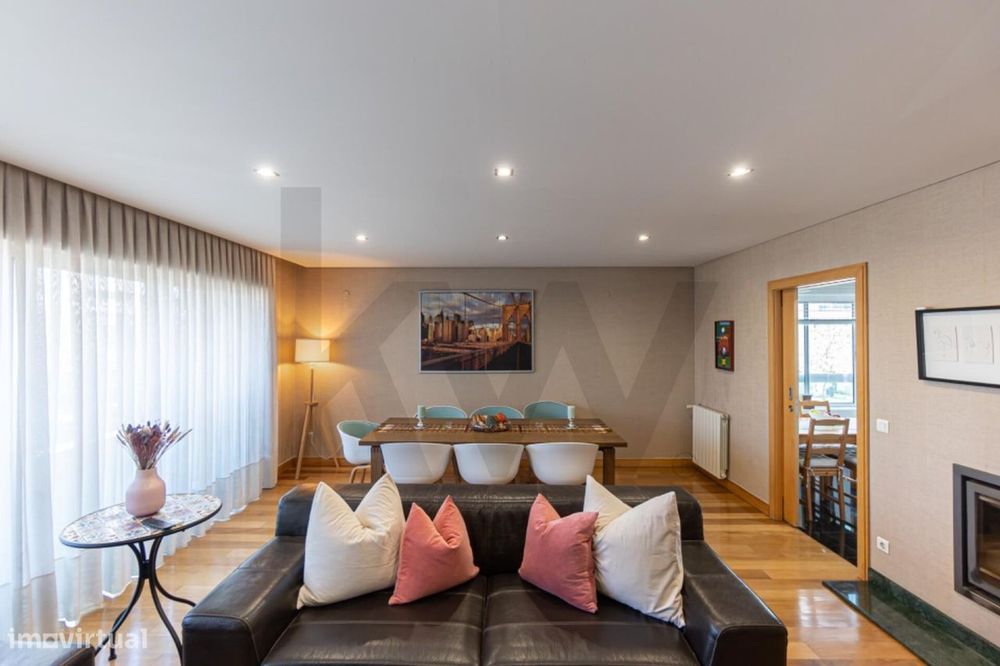 Apartamento T3 de Luxo para Arrendamento no Bessa – Porto