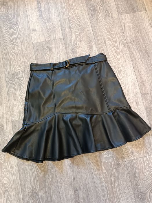 Спідниця екошкіра NEW LOOK.