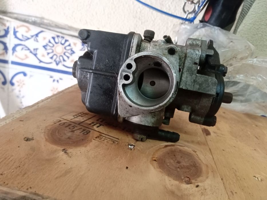 Varias peças de motorizada