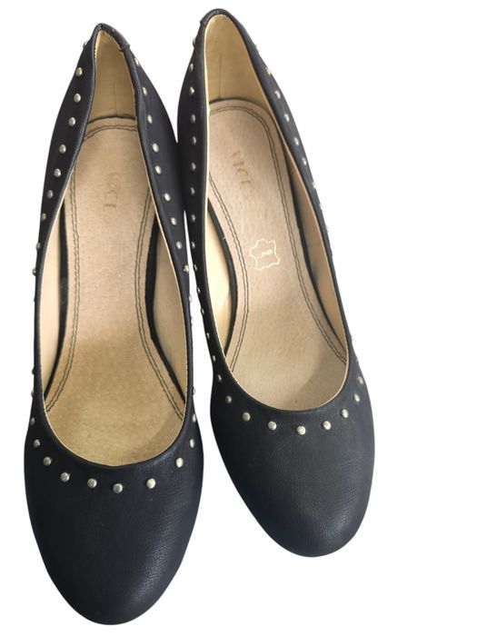 Czółenka półbuty na koturnie nowe czarne rozmiar 40