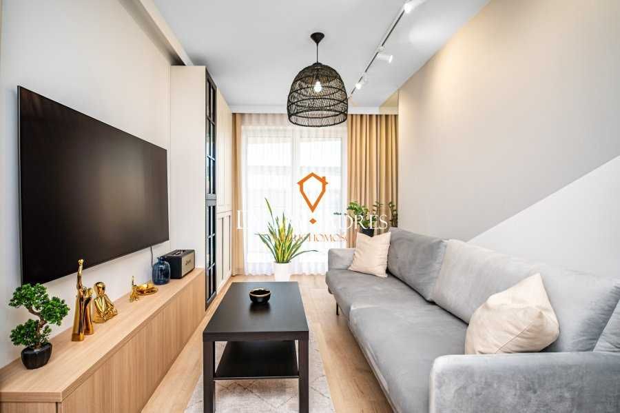 Luksusowy apartament 3 pokoje, komórka, balkon:)