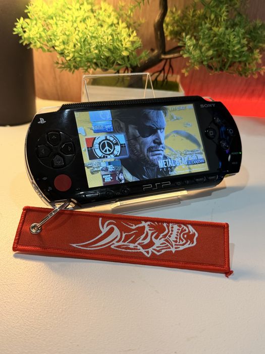 PSP Fat Black Piano + de 30 Jogos