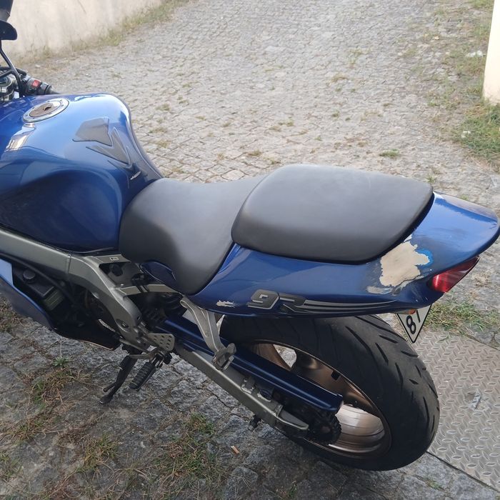 Kawasaki Ninja ZX9R