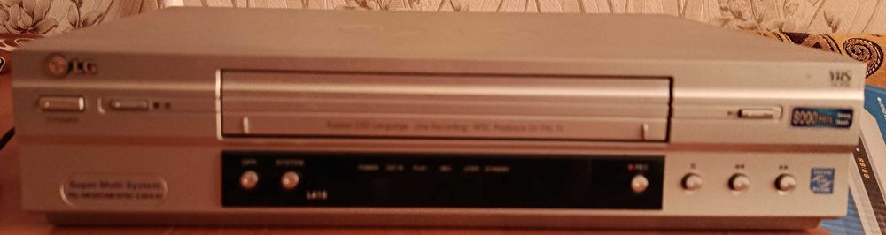 Продам DVD PLAYER касетний