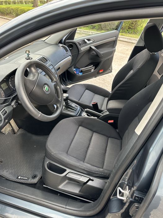 Skoda oktavia A5 автомат