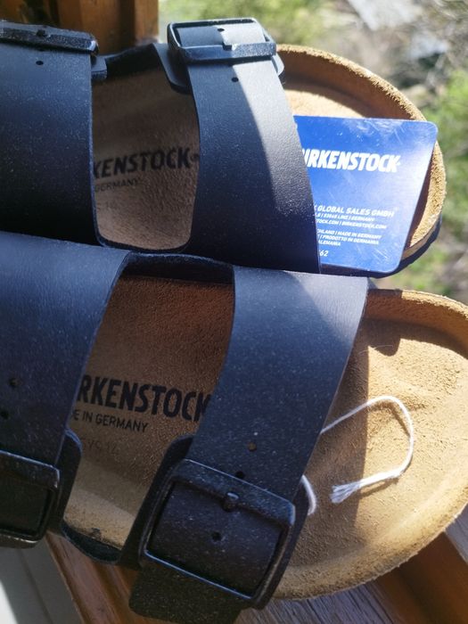 Birkenstock  босоніжки.