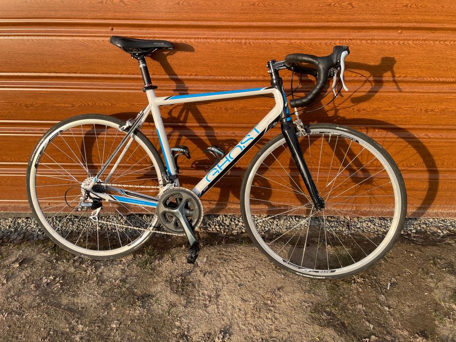 Rower szosowy na bazie Ghost Race Actinum 4900