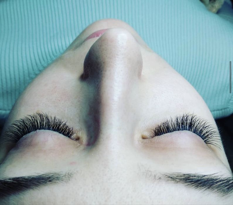 Нарощення вій  Вишневе