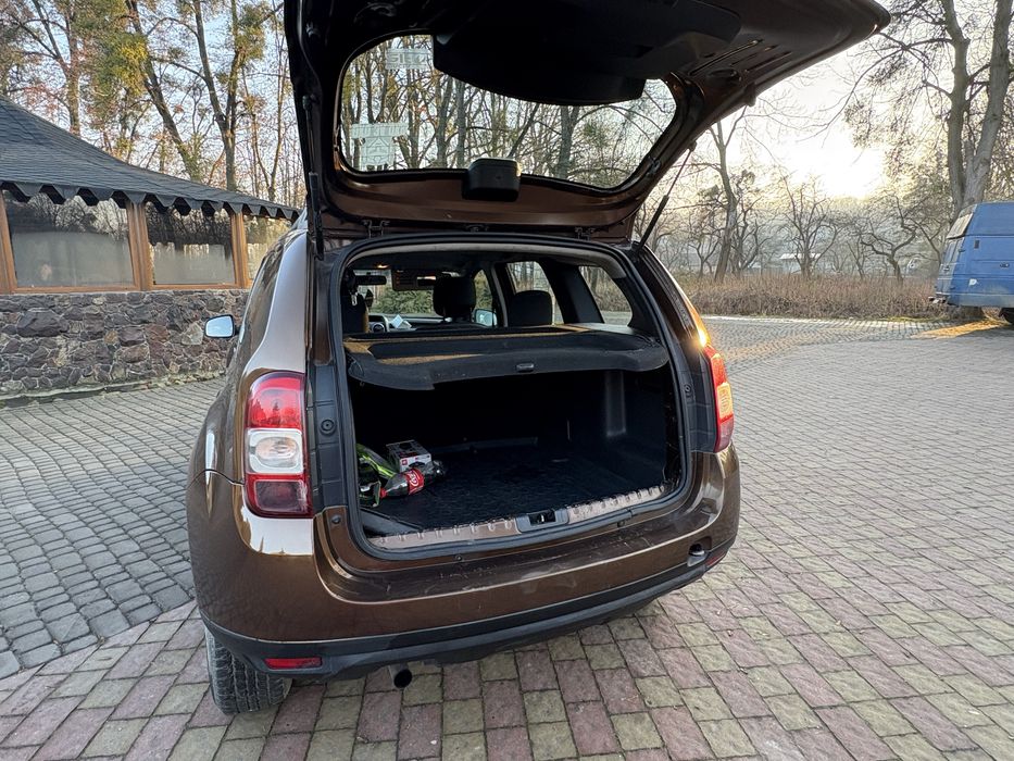 Продається Dacia 1.5 дизель 2013 року