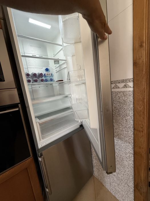 Vende se feigorifico Teka