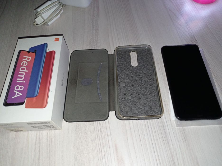 Телефон  Redmi 8a