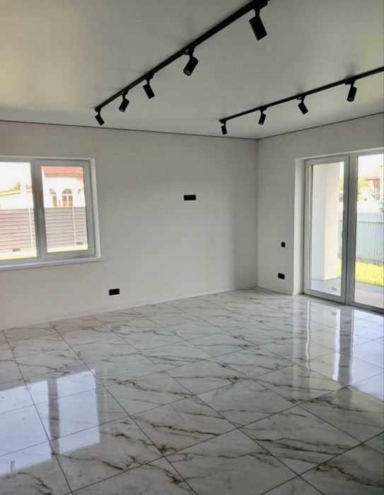 Будинок з РЕМОНТОМ та ГАЗОМ +5 соток +навіс м.Бориспіль