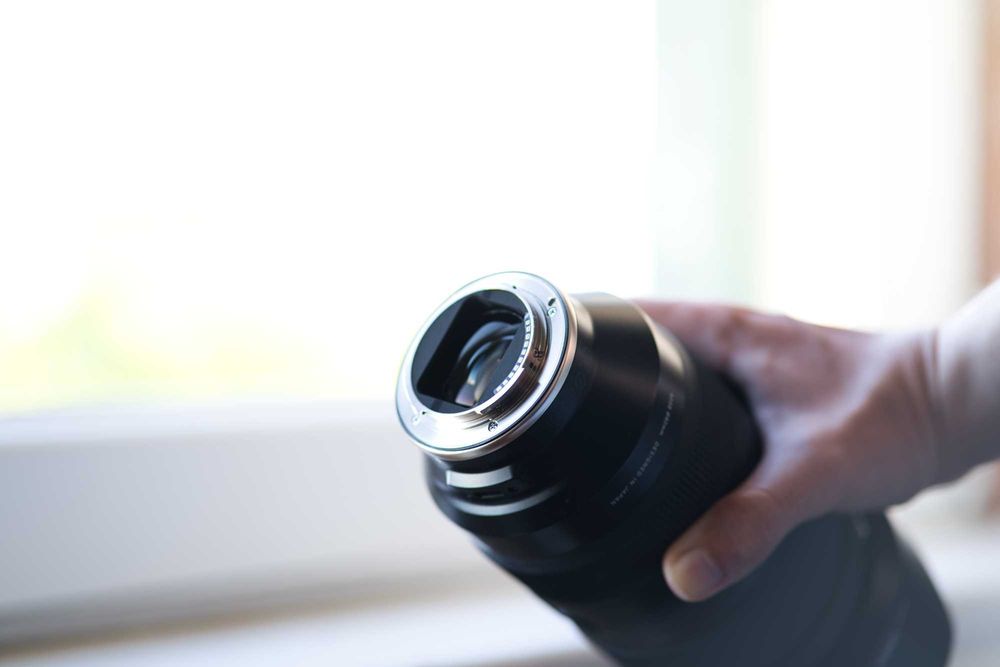 Objetiva Full Frame Sony FE 35-150mm f/2.0 Di III VXD da Tamron