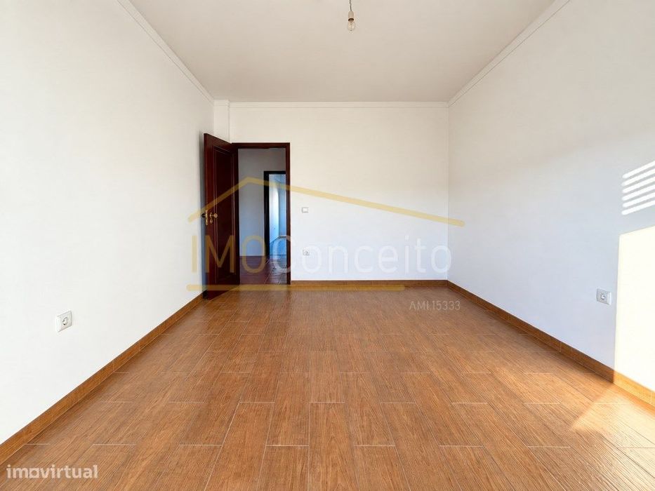 Apartamento T3 remodelado em Torres Novas