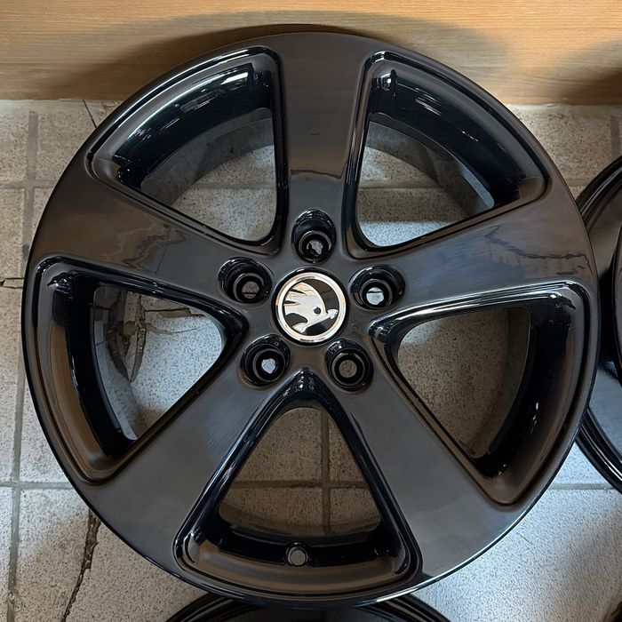 Диски Volkswagen Golf R16 Passat Jetta Caddy Skoda Octavia SuperB VW