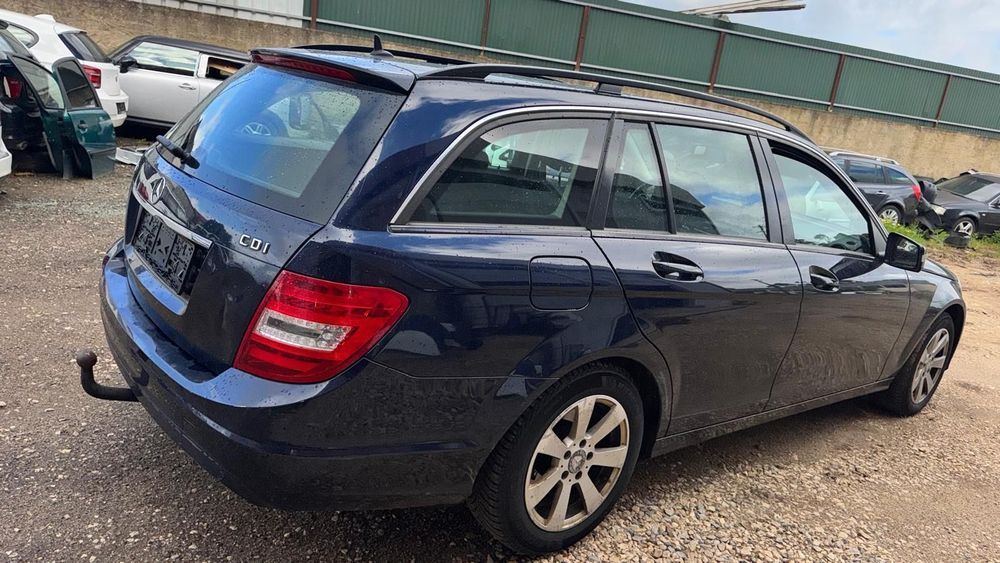 Mercedes Class C W204 de 2013 para peças