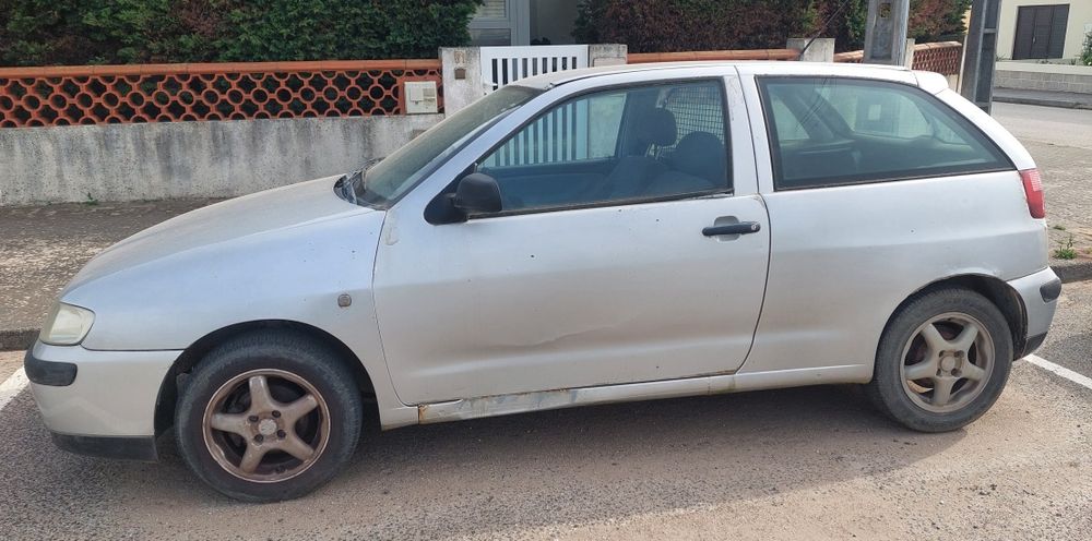 Seat Ibiza a funcionar bem c/ vídeo