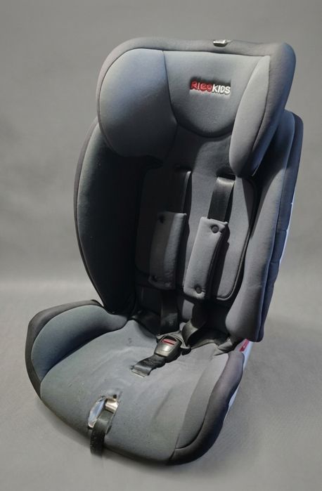 Fotelik samochodowy Ricokids RENO grafitowy 9-36 kg ISOFIX