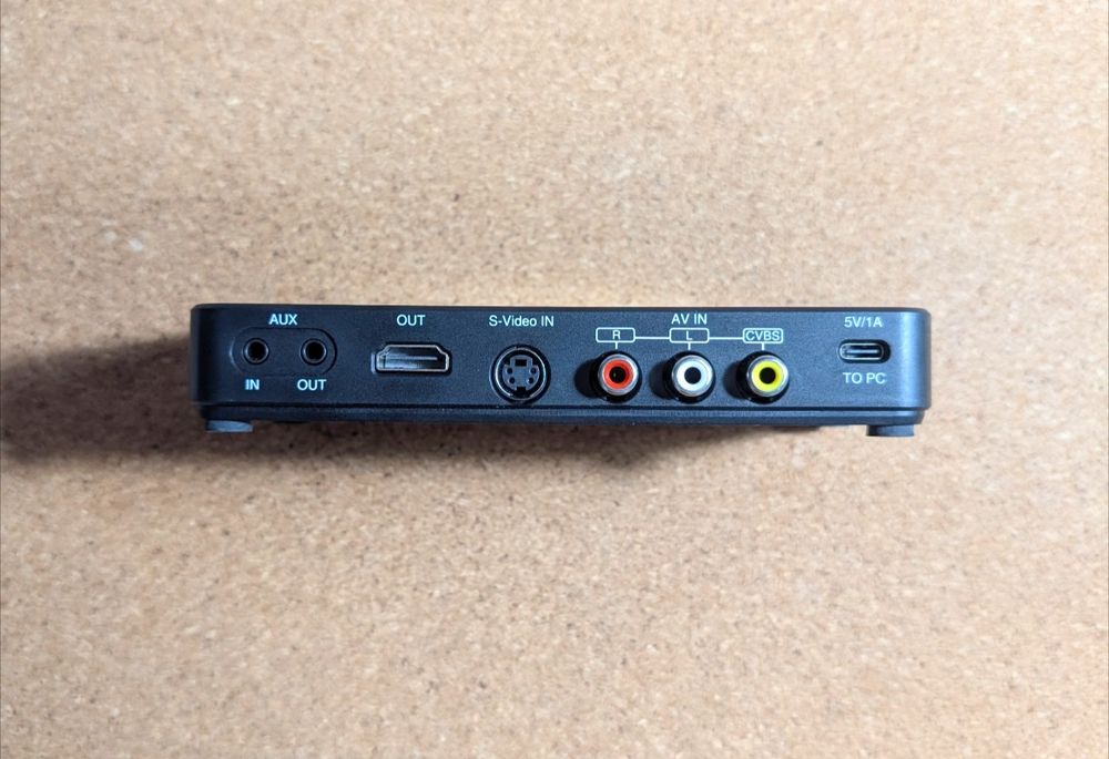 UNISHEEN UR230A analogowy rejestrator VHS